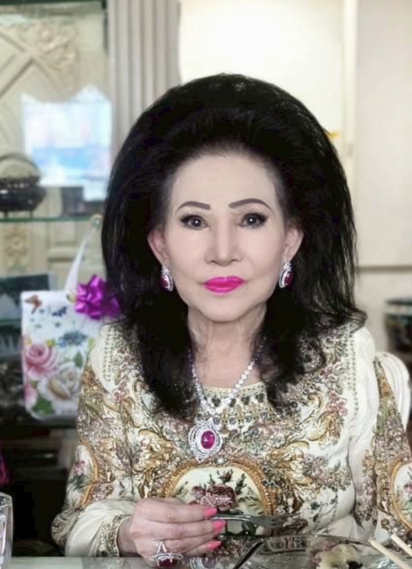 ดร.สิริลักช์ ศัลยสิริ ฉลองวันเกิดครบ 84 กะรัตอย่างเรียบง่ายแต่ความงามยังเฉิดฉายไม่สร่าง