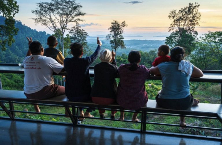 ขายที่สวยราคาดีบรรยากาศ sea view ที่ภูเก็ต